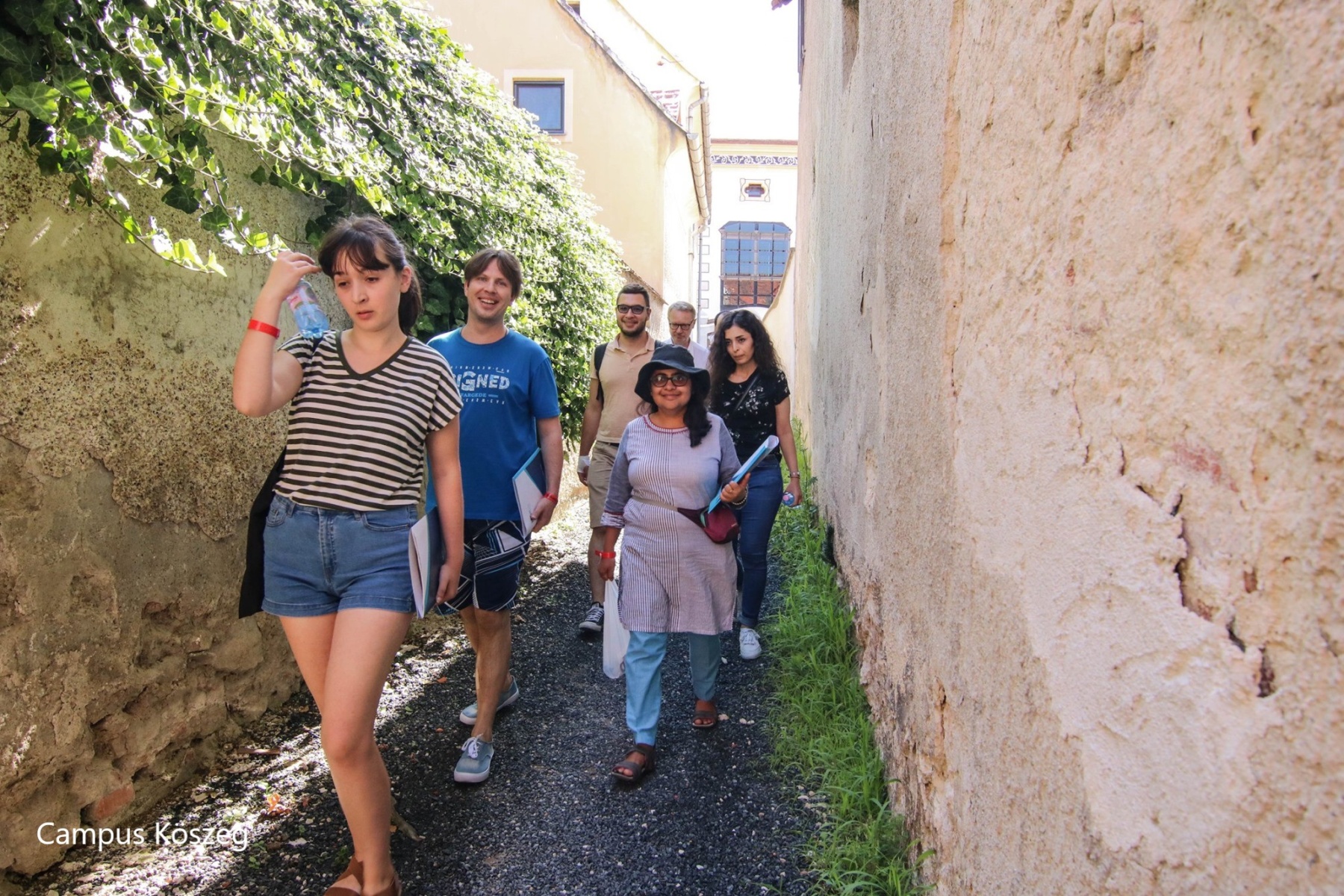 Campus Köszeg - Students in the Secret Gateway