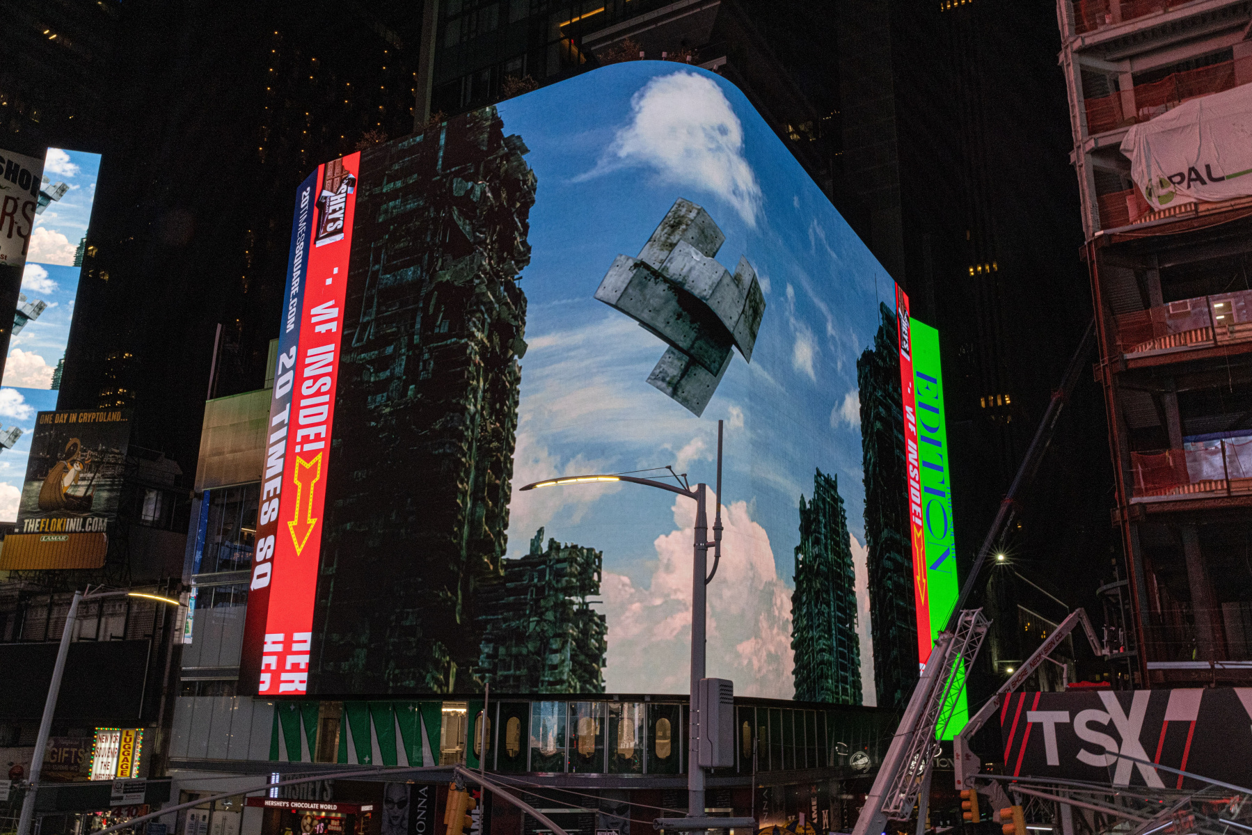 DRIFT: Drifters (2017) voor 'Midnight Moment', New York, 2021. Fotografie door Michael Hull