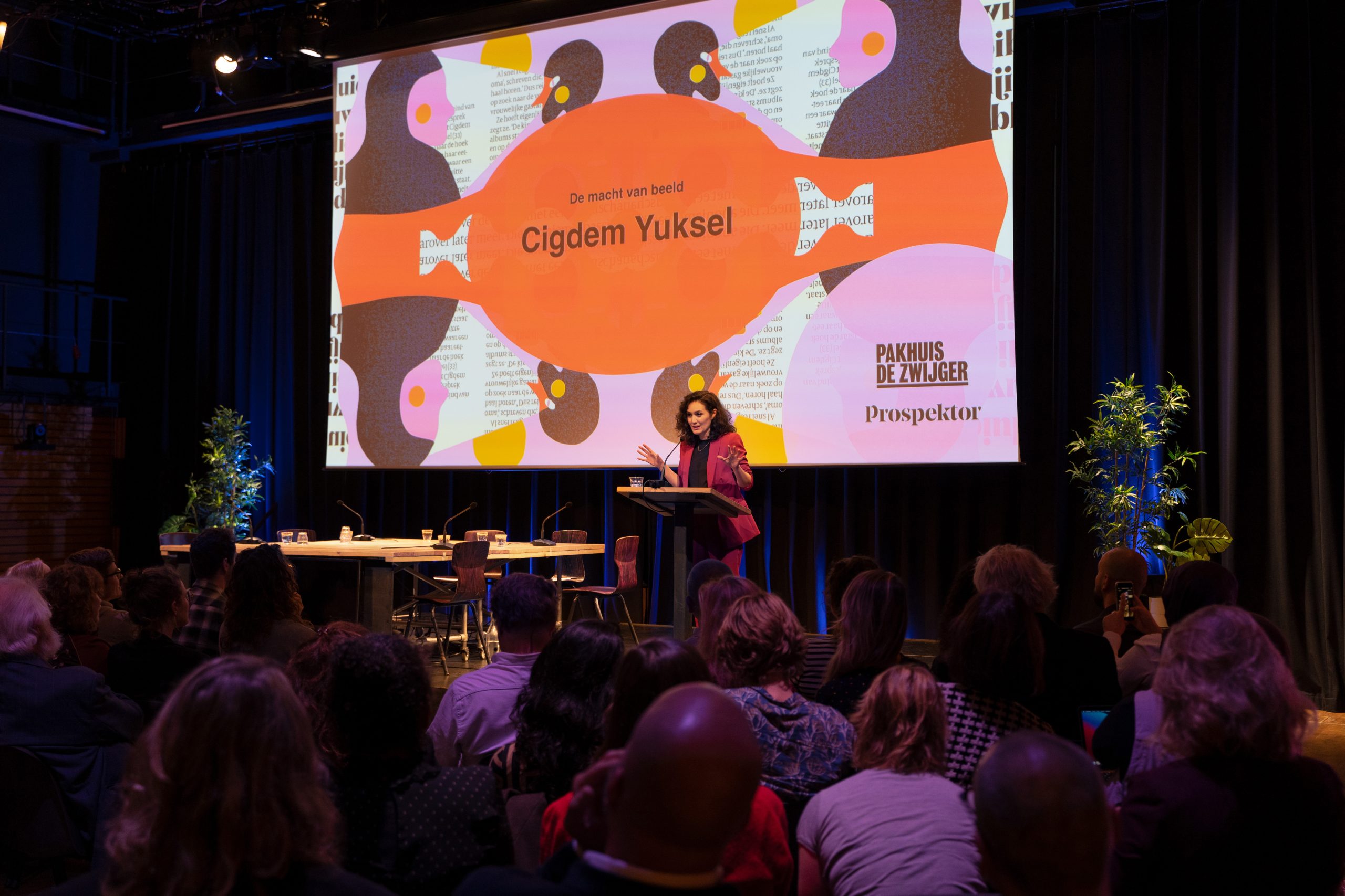 Nicole Spakman voor Pakhuis de Zwijger